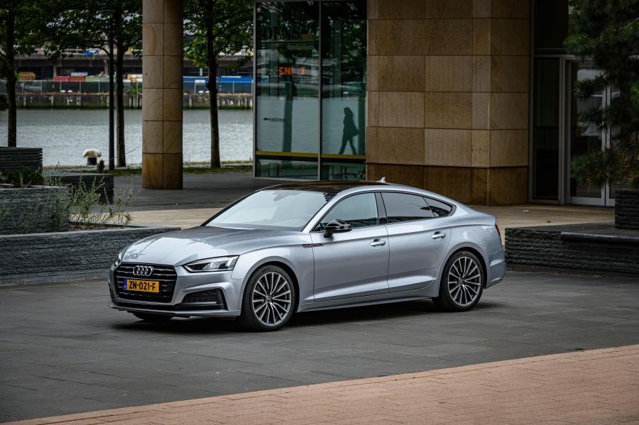  Audi A5 Sportback S-Line Black Edition 2018 года  (фото 9 из 17)